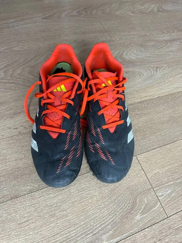 Футбольные буцы Adidas 1