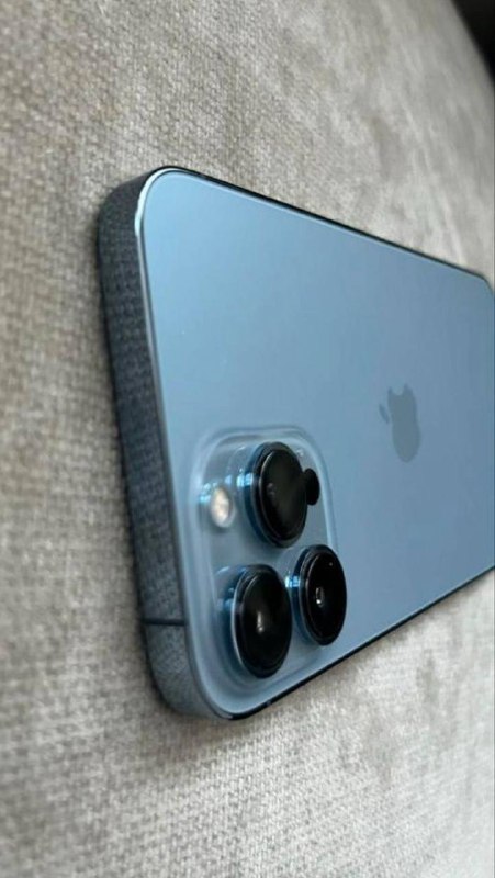 iPhone 13 Pro Max 512 gb с чехлами