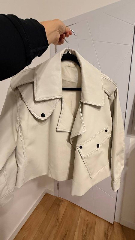 Бежевая куртка, Пиджак, Чёрная куртка