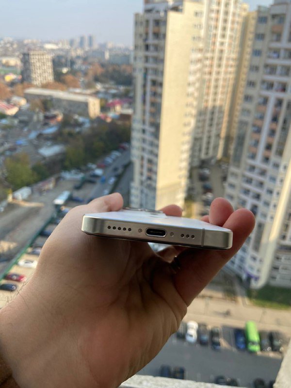 iPhone 16 Pro 256GB 3