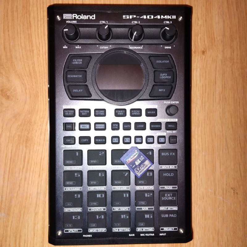 Сэмплер Roland SP-404 mk2