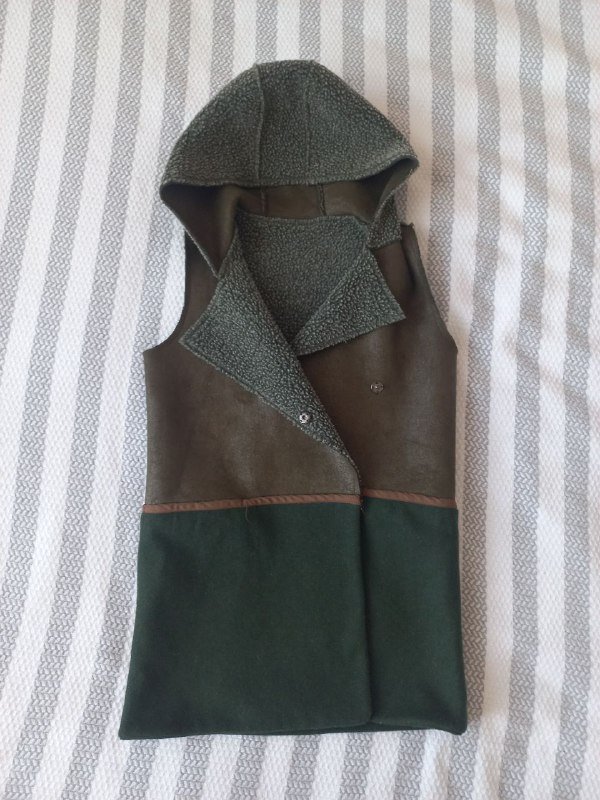 Детская одежда по 10 лари 6