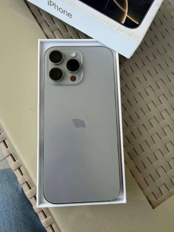 iPhone 16 Pro Max 256 GB eSIM