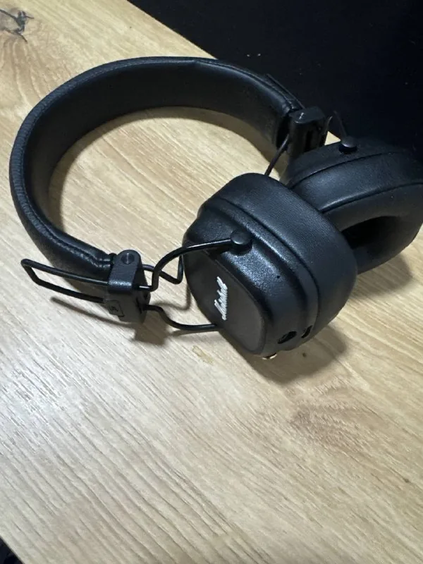 Marshall Major 4 headphones