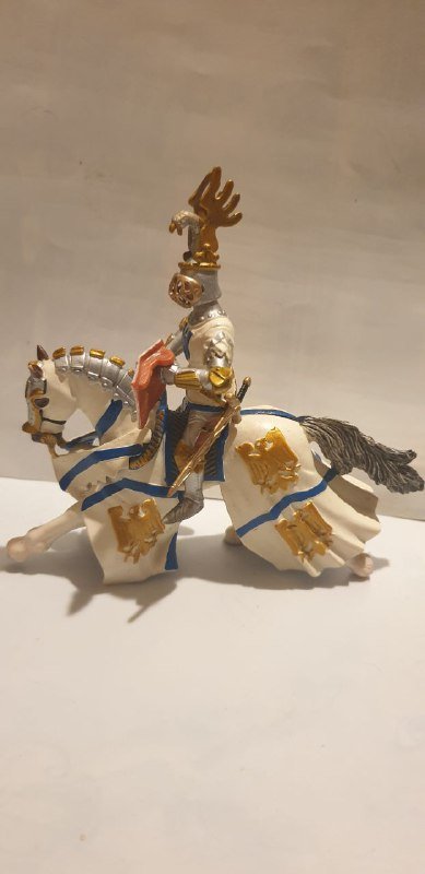 Фигурки рыцарей на конях, коллекция 3