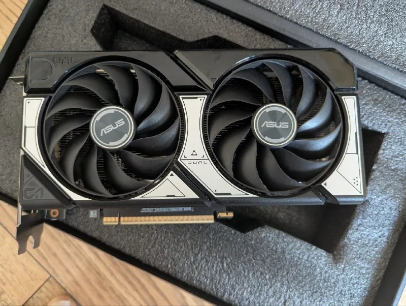 Видеокарта Asus Dual GeForce RTX 5060 Ti 16GB 1
