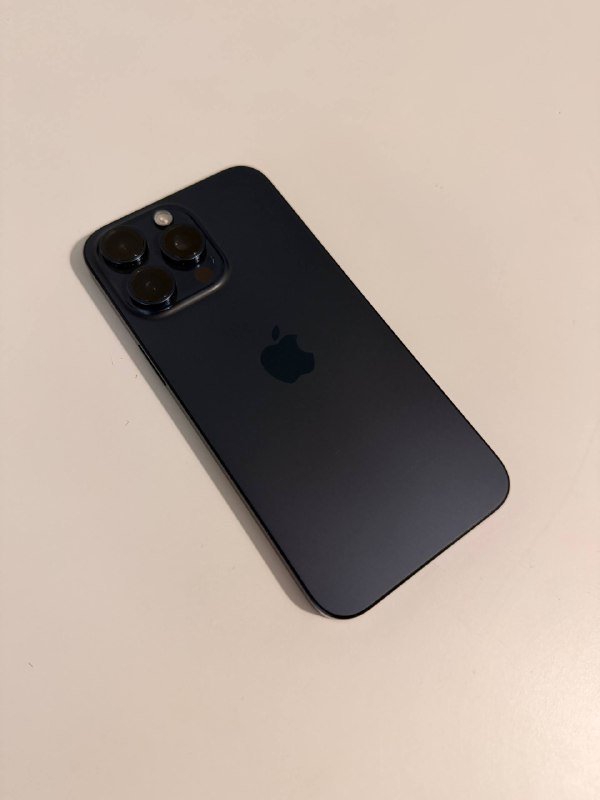 iPhone 15 Pro Max Blue Titan 512 GB 2