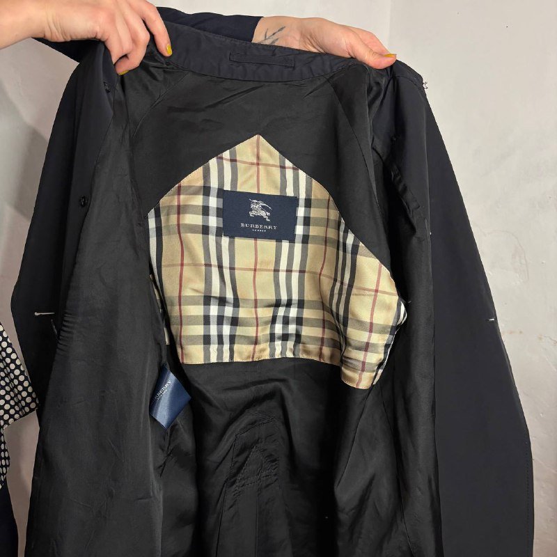 Тренч Burberry реплика черный женский 5