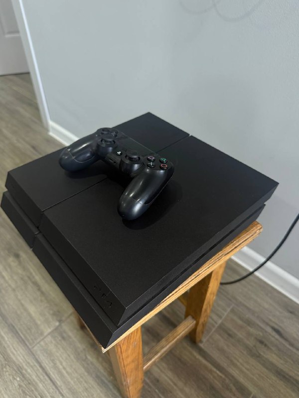 PlayStation 4 2