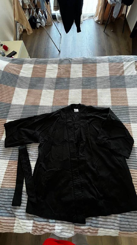 Женская одежда XS, чемодан, халат кимоно, сумка 6