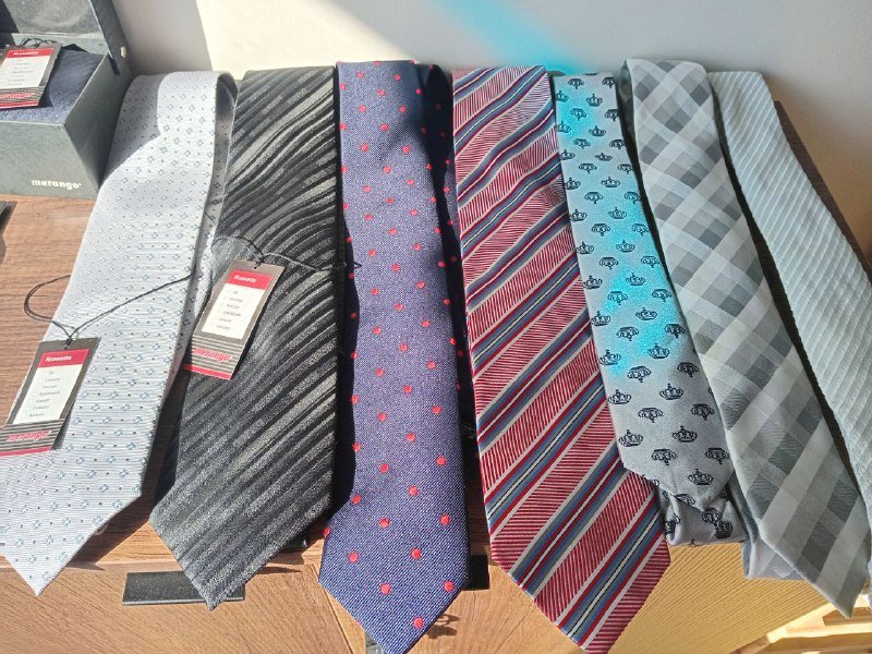 Галстуки и галстуки-бабочки новые и в отличном состоянии 3