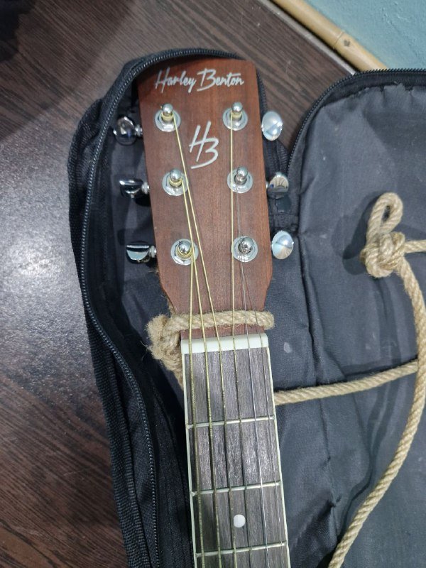 Тревел гитара с чехлом 3