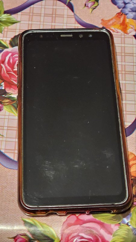 Samsung Galaxy S8 Active 4/64 ГБ с чехлом и зарядником 3