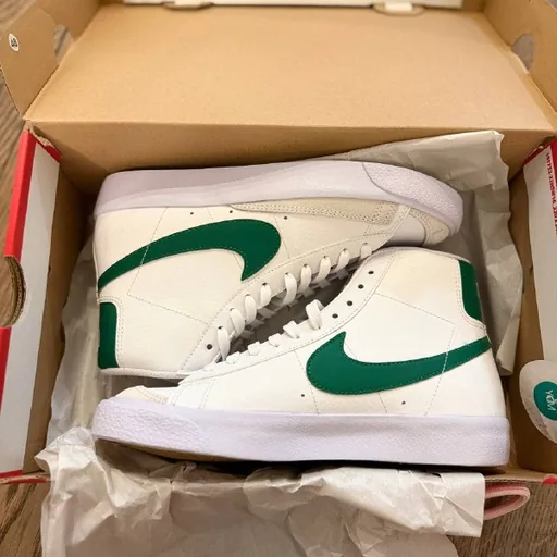 Nike Blazer Mid ‘77 Green sneakers, size 38