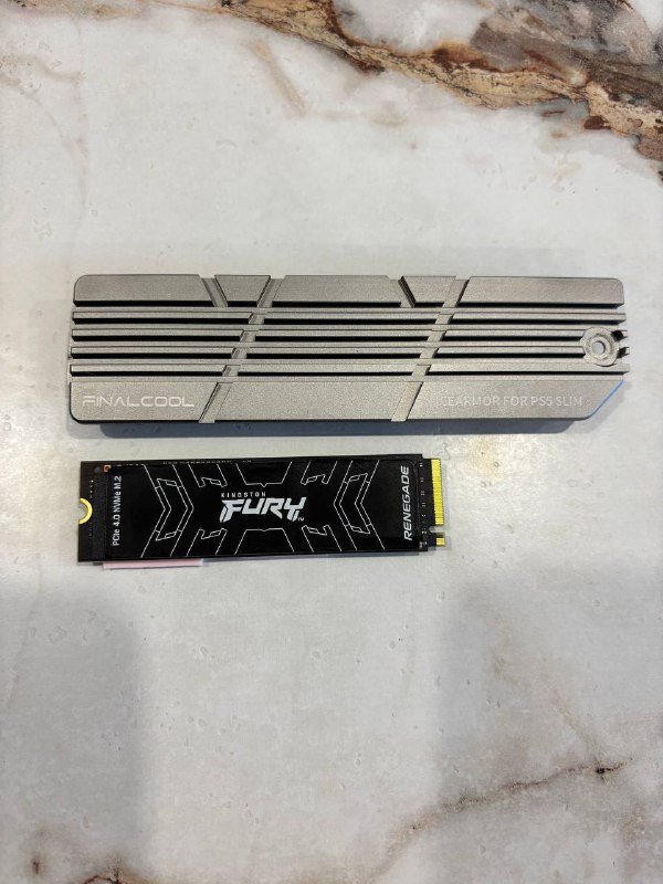 Жесткий диск Kingston FURY Renegade 4TB PCIe Gen 4.0 NVMe M.2 для Play Station 5