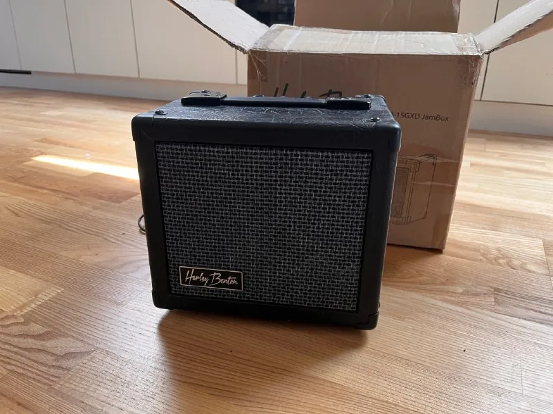 Harley Benton HB-15GXD JamBox комбоусилитель 1