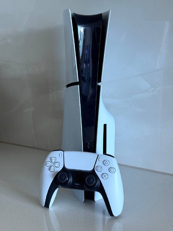 Sony Playstation PS5 Slim с дисководом и контроллером