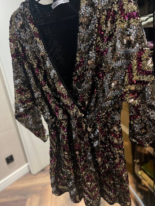 Платье с паетками Zara размер М 3