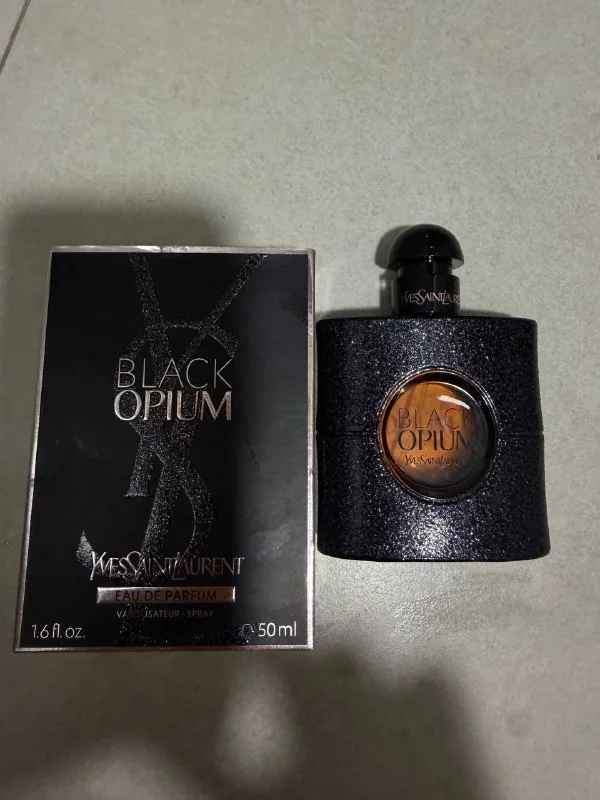 Yves Saint Laurent Black Opium