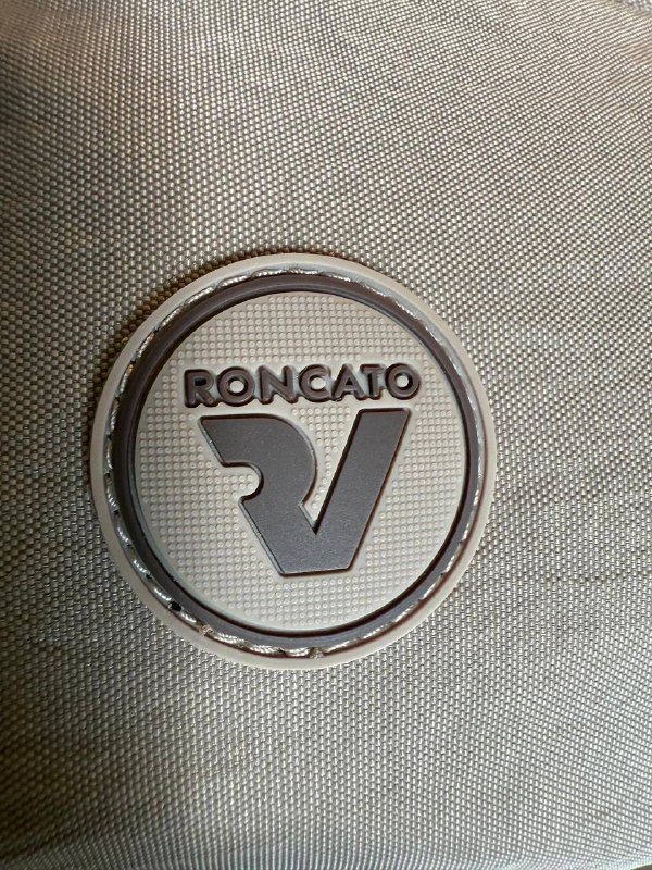 Энергомичные сумочки RonCato для путешествий черная и бежевая 3