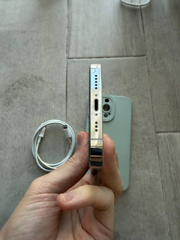 iPhone 13 pro 128Gb белый sim+esim 5