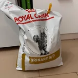 Корм для кошек Royal Canin Urinary, почти 6 кг 1