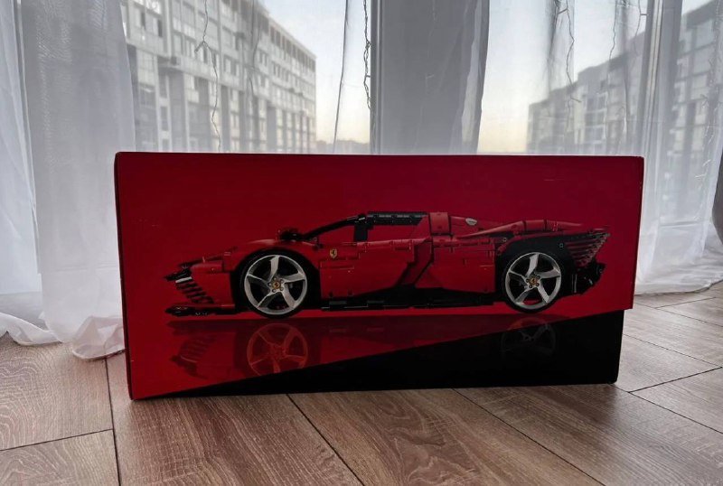 Набор Lego Ferrari Daytona Technic 2