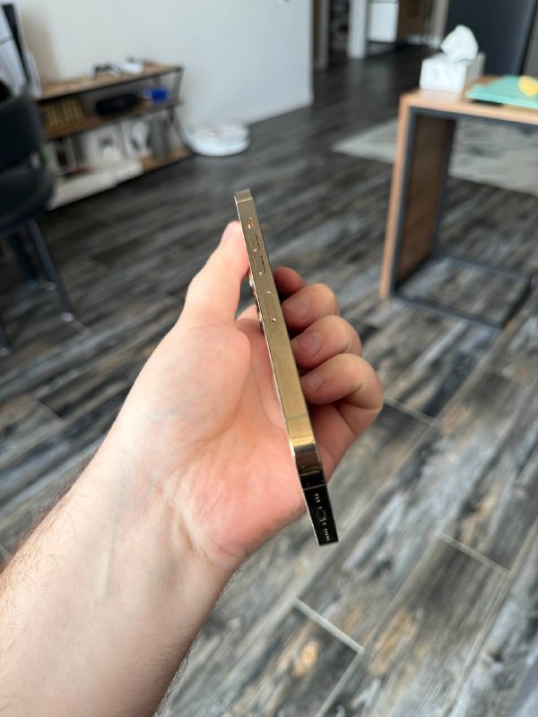 iPhone 13 Pro 128GB gold 2