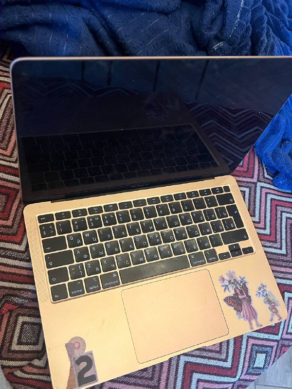 Компьютер MacBook