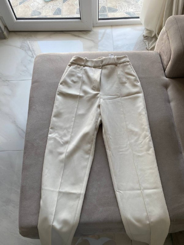 Zara штаны бежевые, S, Soteen штаны белые, S 2