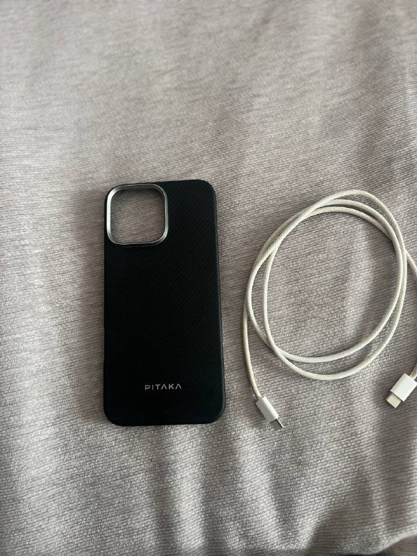 Чехол PITAKA на 16 pro max, кабель