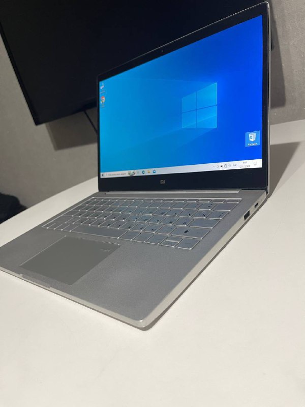 Ноутбук Xiaomi Air 13.3 i5 8 ГБ 256 ГБ GeForce MX150 4