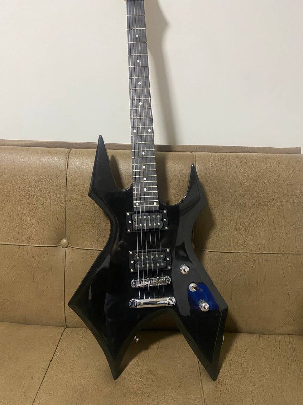 Электрогитара Harley Banton WL-20Rock с аксессуарами