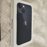 iPhone 13 mini, 4 чехла, зарядка 1