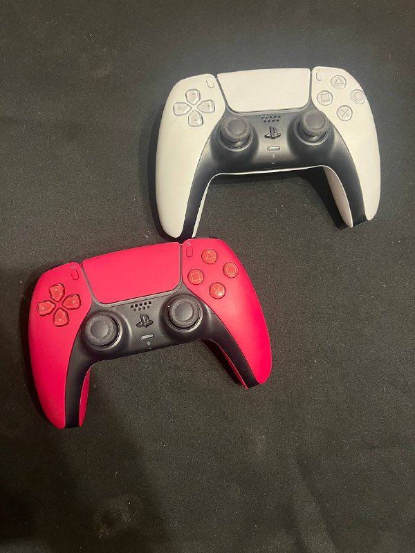 2 геймпада DualSense