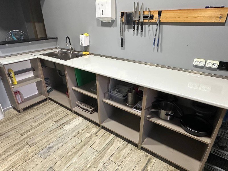 Столы, лавки и посуда 9