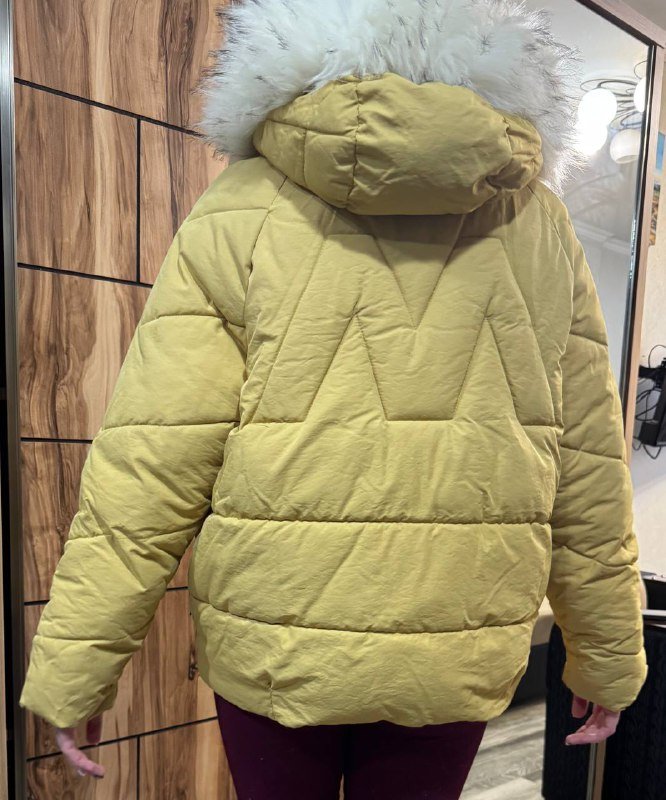 Демисезонная женская куртка с искусственным мехом 3