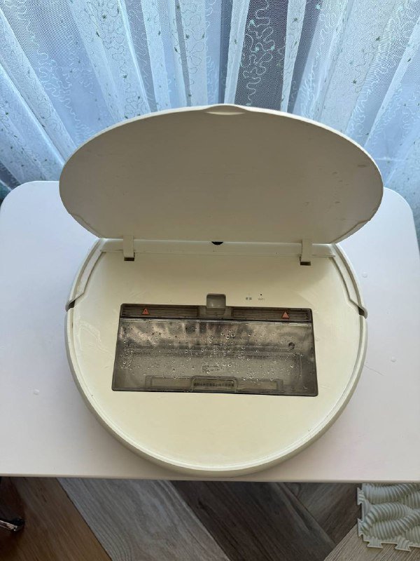 Робот-пылесос Xiaomi Mi 1C 3