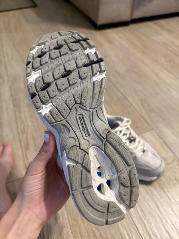 Женские кроссовки New Balance оригинал 4
