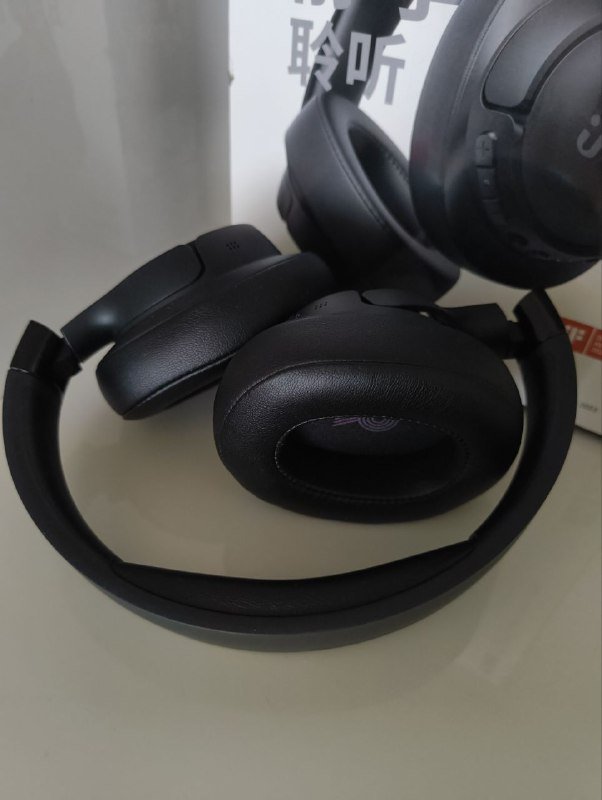 Яндекс станция Алиса мини, наушники JBL, имбирь для посадки 3