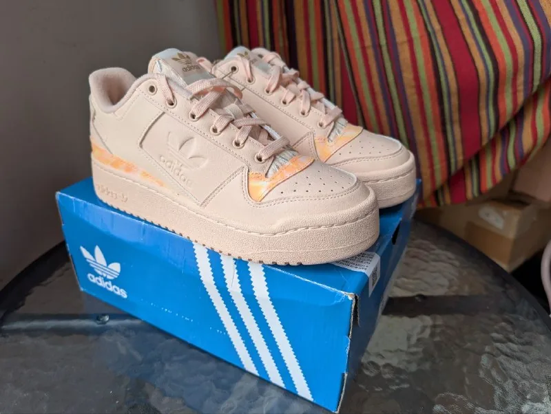 ქალის Adidas Forum Bold-ის კედები 1