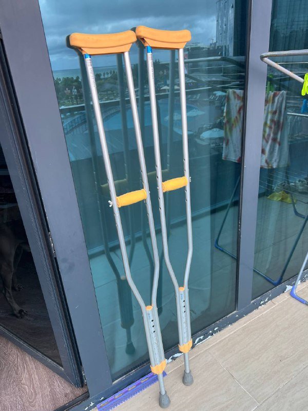 Костыли регулируемые для взрослых