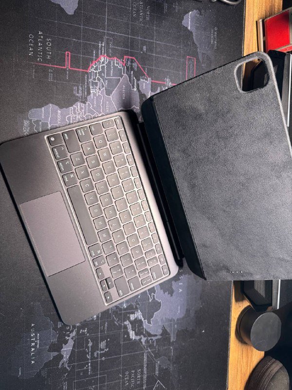 Клавиатура Magic Keyboard для iPad Pro 11 M4