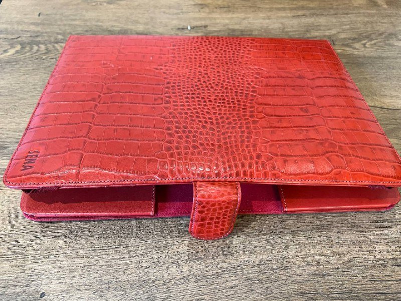 Кожаный чехол для MacBook Air 13