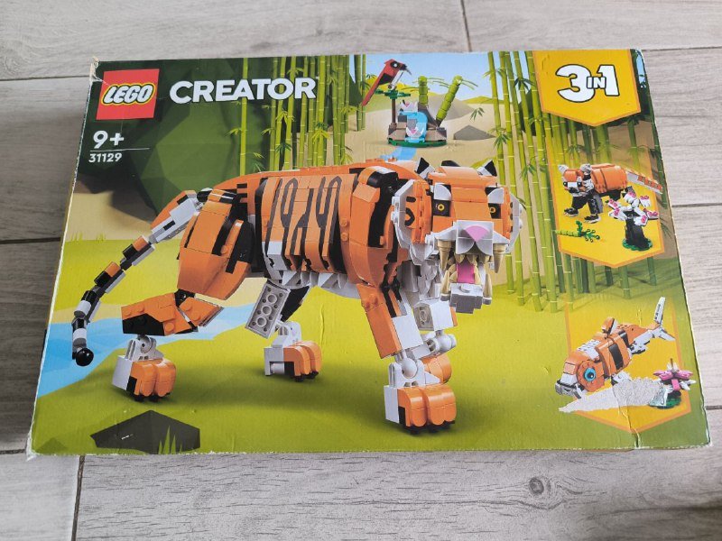 наборы lego creator Гипогрифф, тигр, жираф, космонавт, спорт центр 3