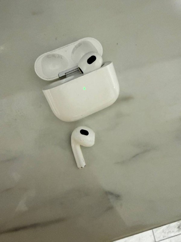 AirPods 3