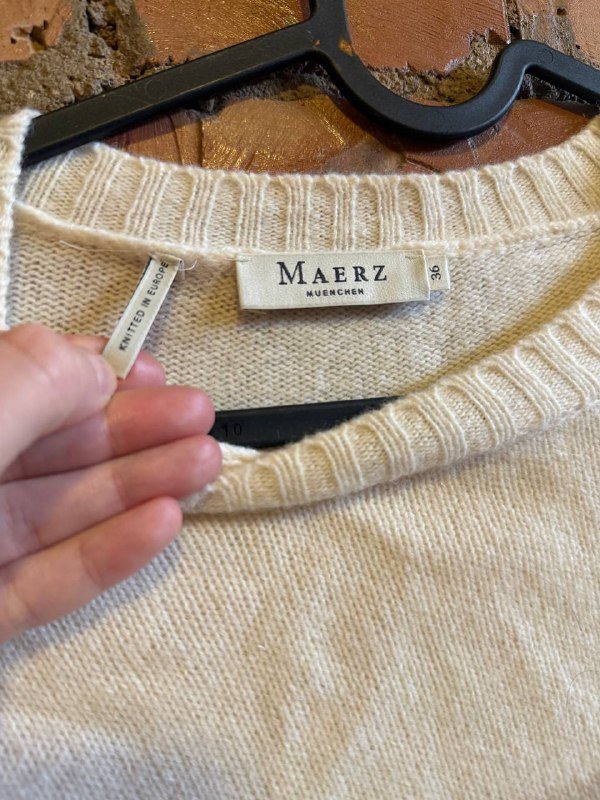 шерстяной свитер 40 размер 2