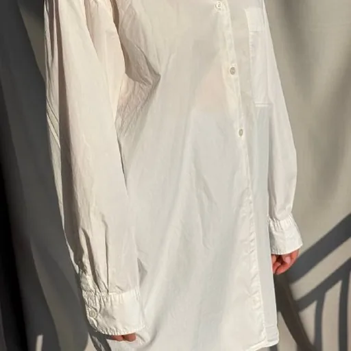 Белая рубашка Uniqlo