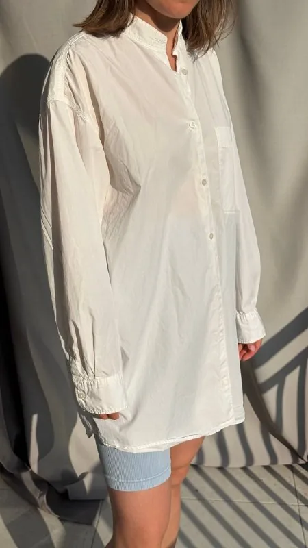Белая рубашка Uniqlo 1