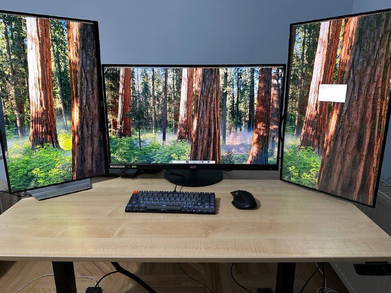 Dell P2723QE 27 4k, HP Z27k G3 4k Monitors